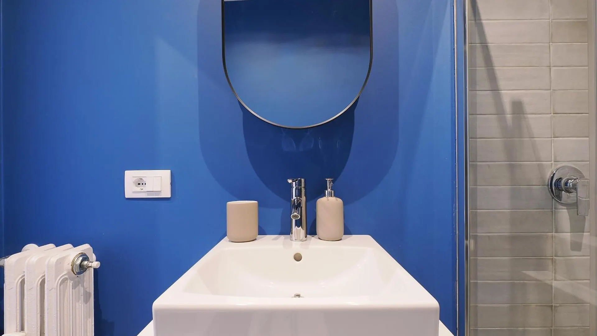 Apartman Primopiano - Carcano Milánó